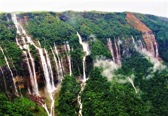 Seven Sisters Waterfalls or Nohsngithiang_Falls
